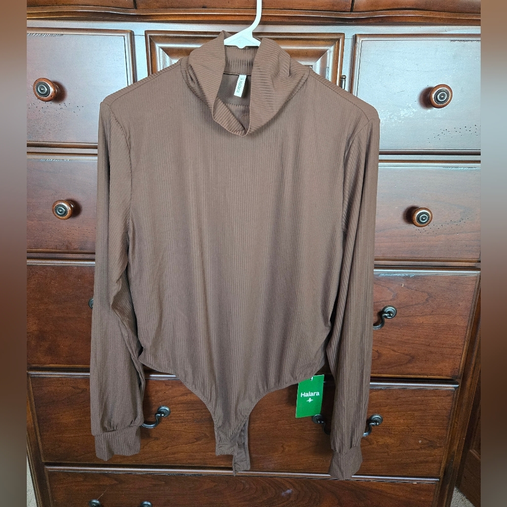 NWT, Halara, Brown Long Sleeve Bodysuit, Sz XL